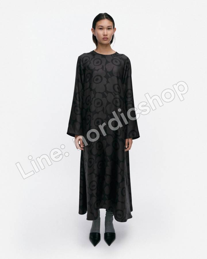 Marimekko Keskenään Unikko 絲質洋裝・黑色、深灰