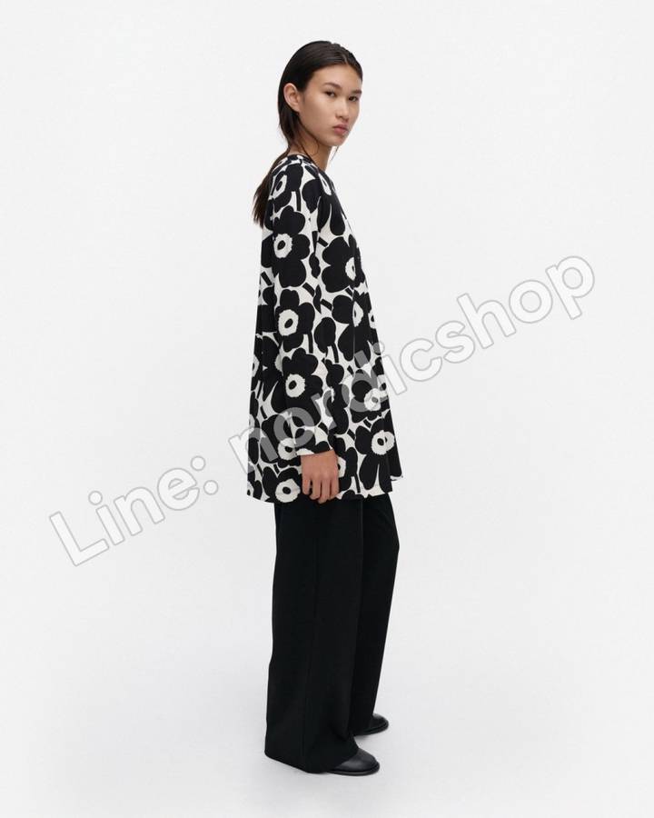 Marimekko Kevät Unikko 針織棉長版上衣・黑色、米白（2）